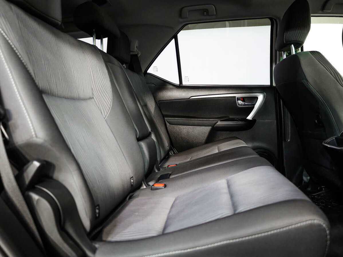 Toyota Fortuner, 2021 Фото №12