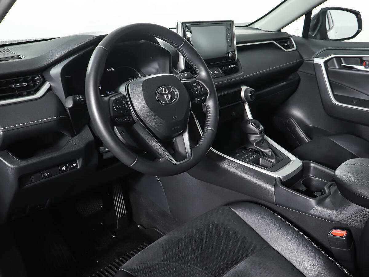 Toyota RAV4, 2022 Фото №15