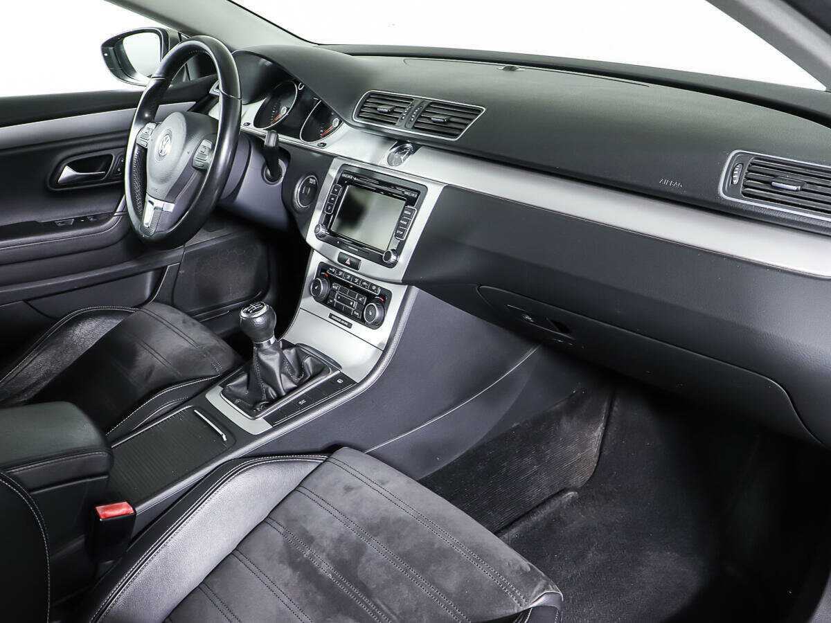 Volkswagen Passat CC, 2011 Фото №9