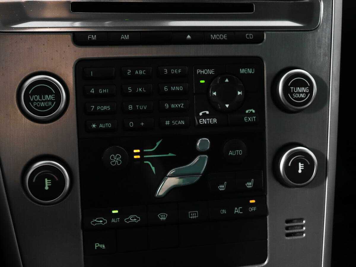 Volvo XC60, 2010 Фото №13