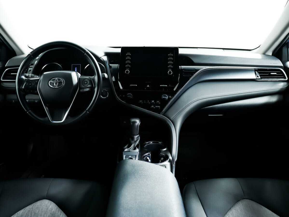 Toyota Camry, 2021 Фото №11