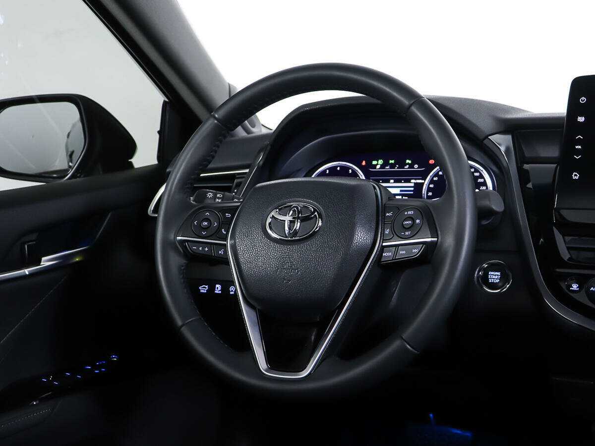 Toyota Camry, 2023 Фото №18