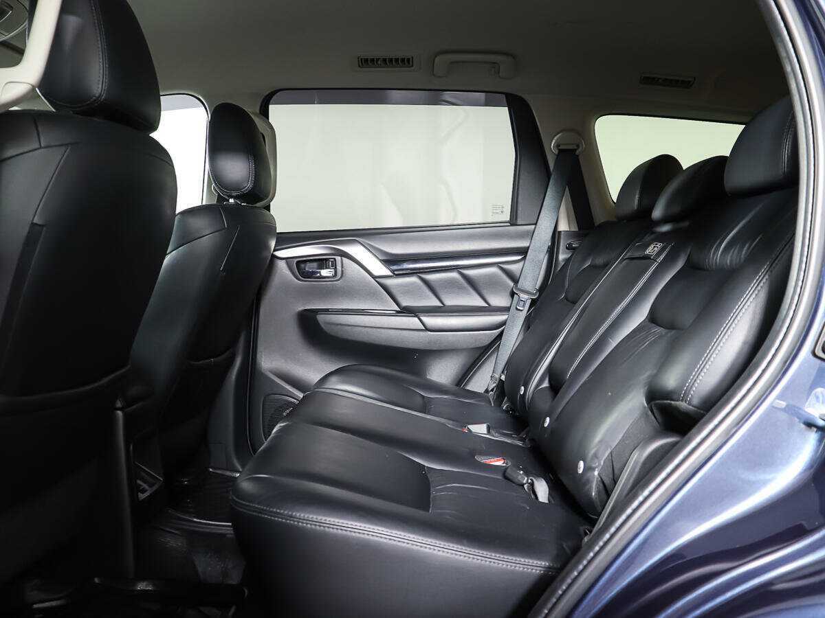 Mitsubishi Pajero Sport, 2019 Фото №10