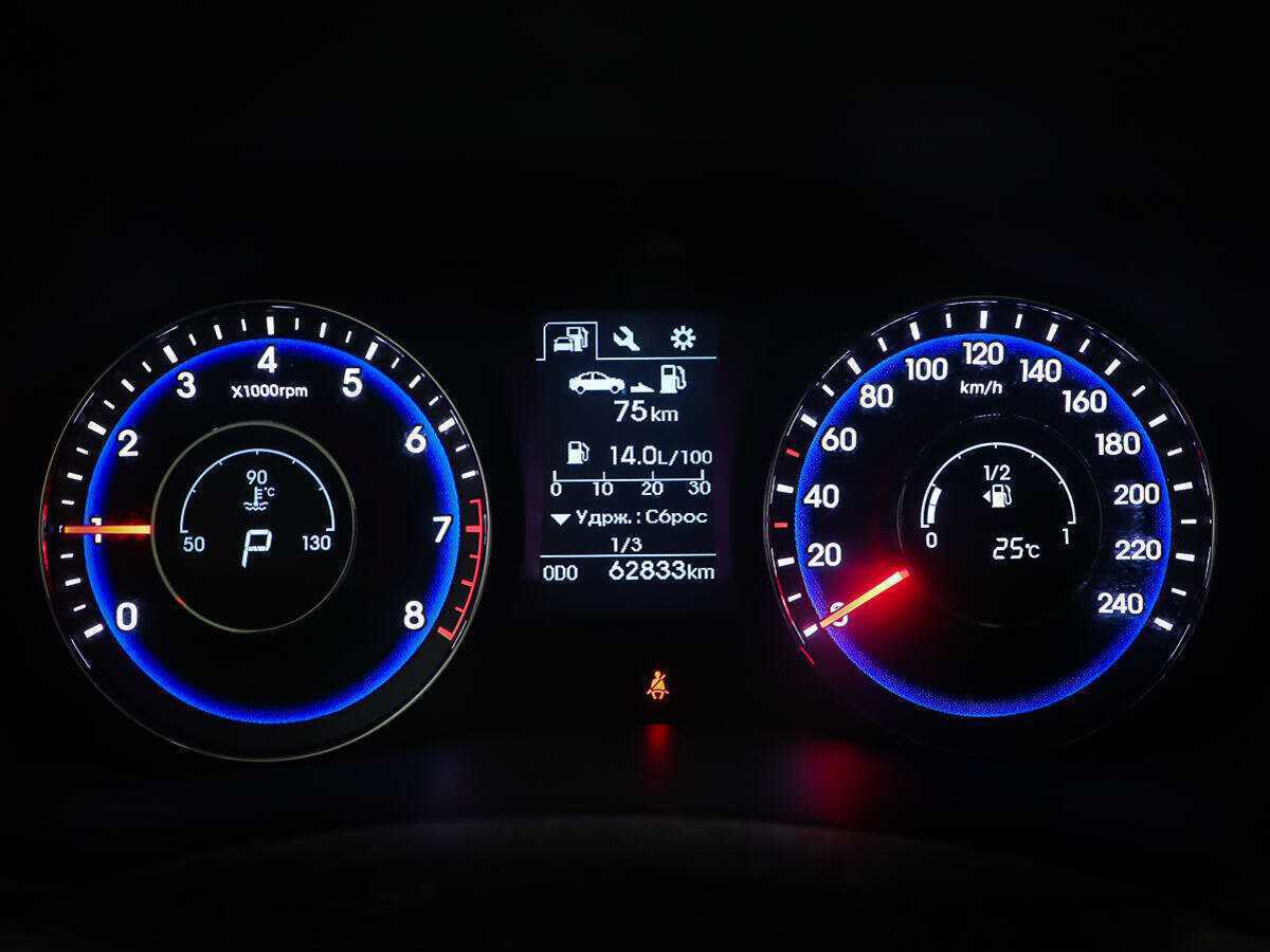 Hyundai i40, 2015 Фото №14