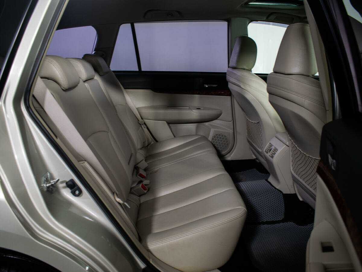 Subaru Outback, 2011 Фото №10
