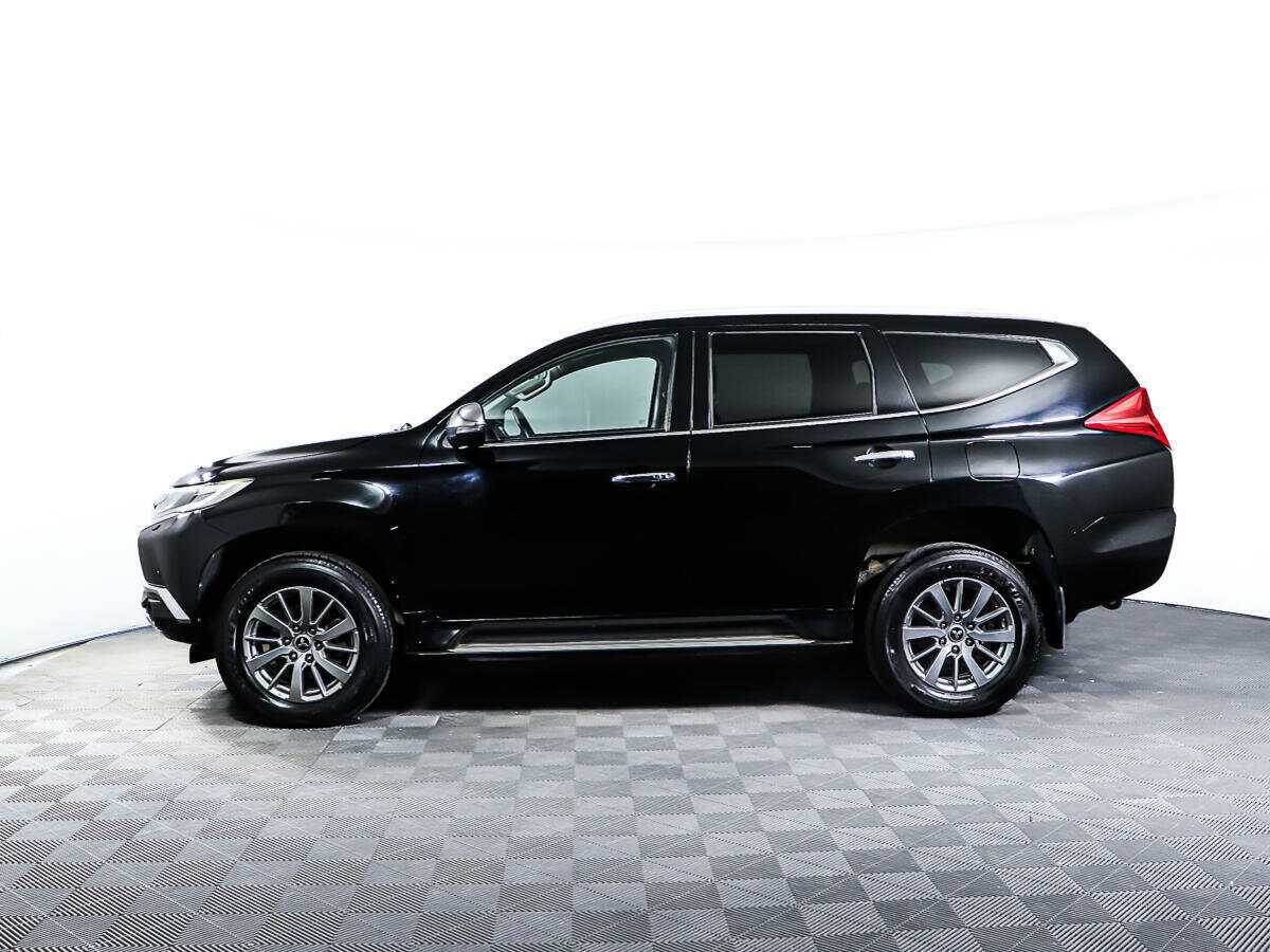 Mitsubishi Pajero Sport, 2016 Фото №8