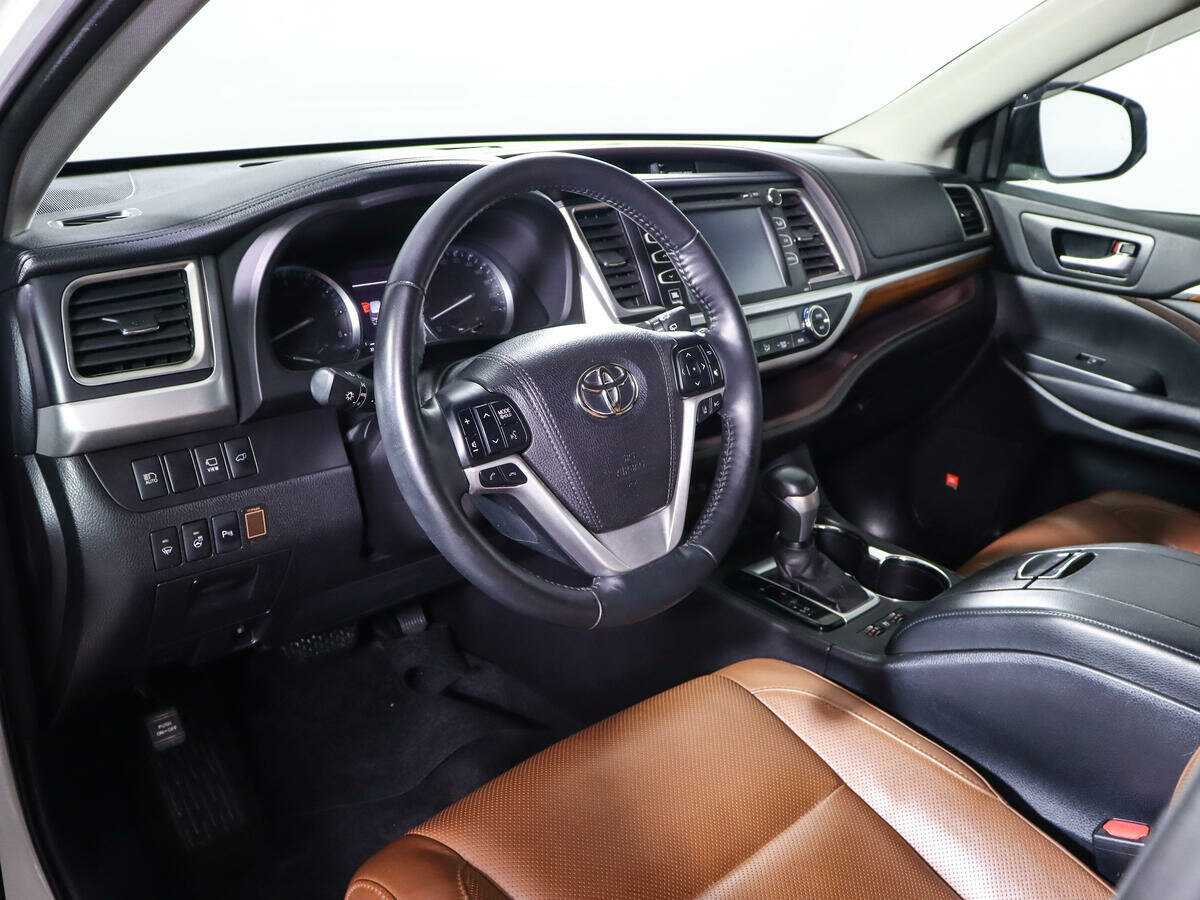 Toyota Highlander, 2017 Фото №12
