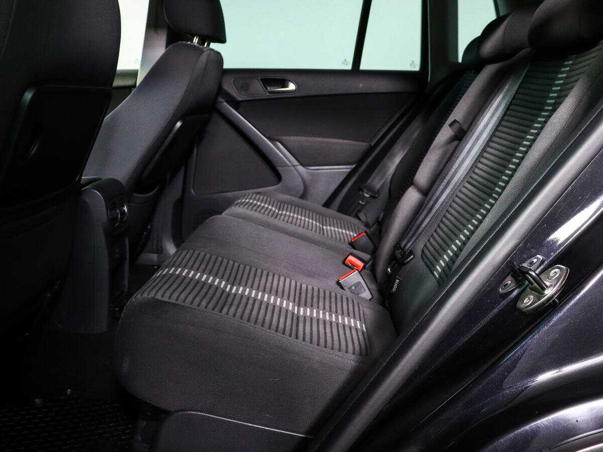 Volkswagen Tiguan, 2010 Фото №9