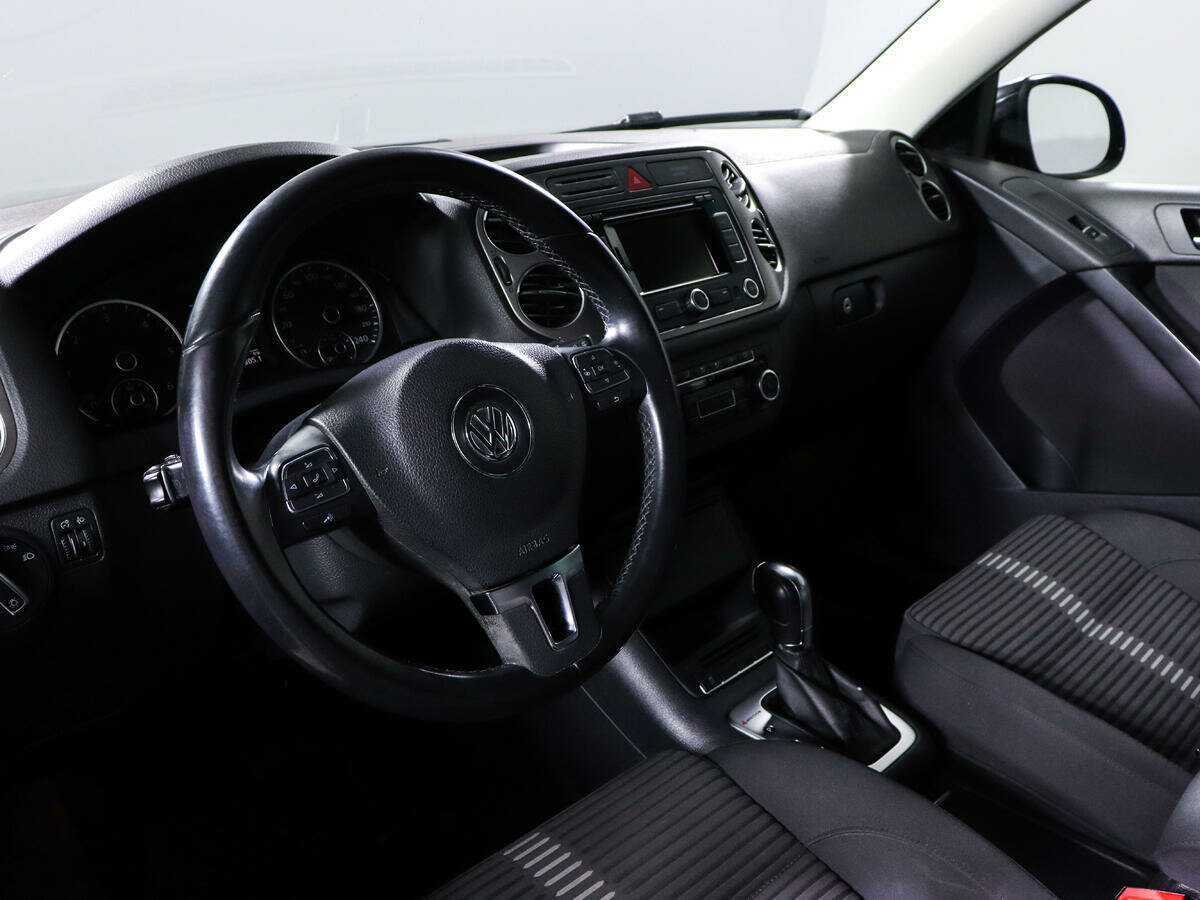Volkswagen Tiguan, 2010 Фото №13