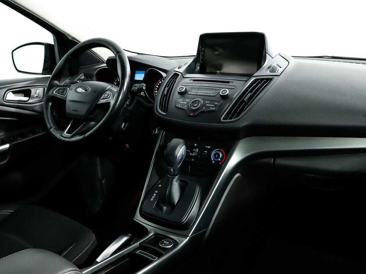 Ford Kuga, 2017 Фото №11