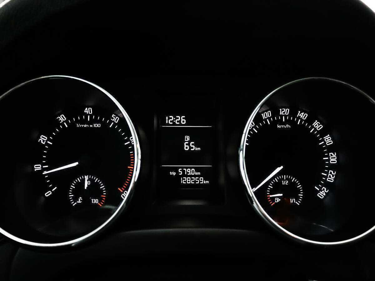 Skoda Yeti, 2012 Фото №11