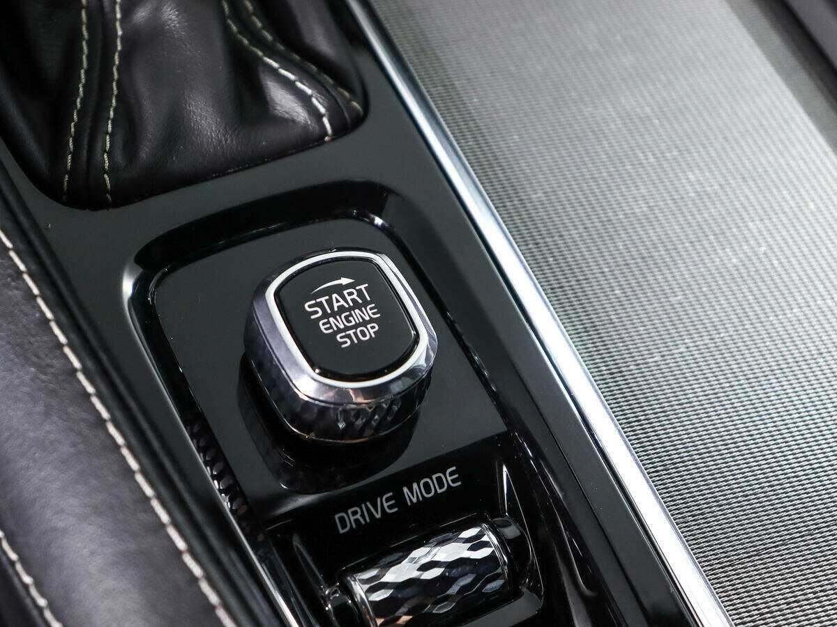 Volvo XC90, 2018 Фото №18