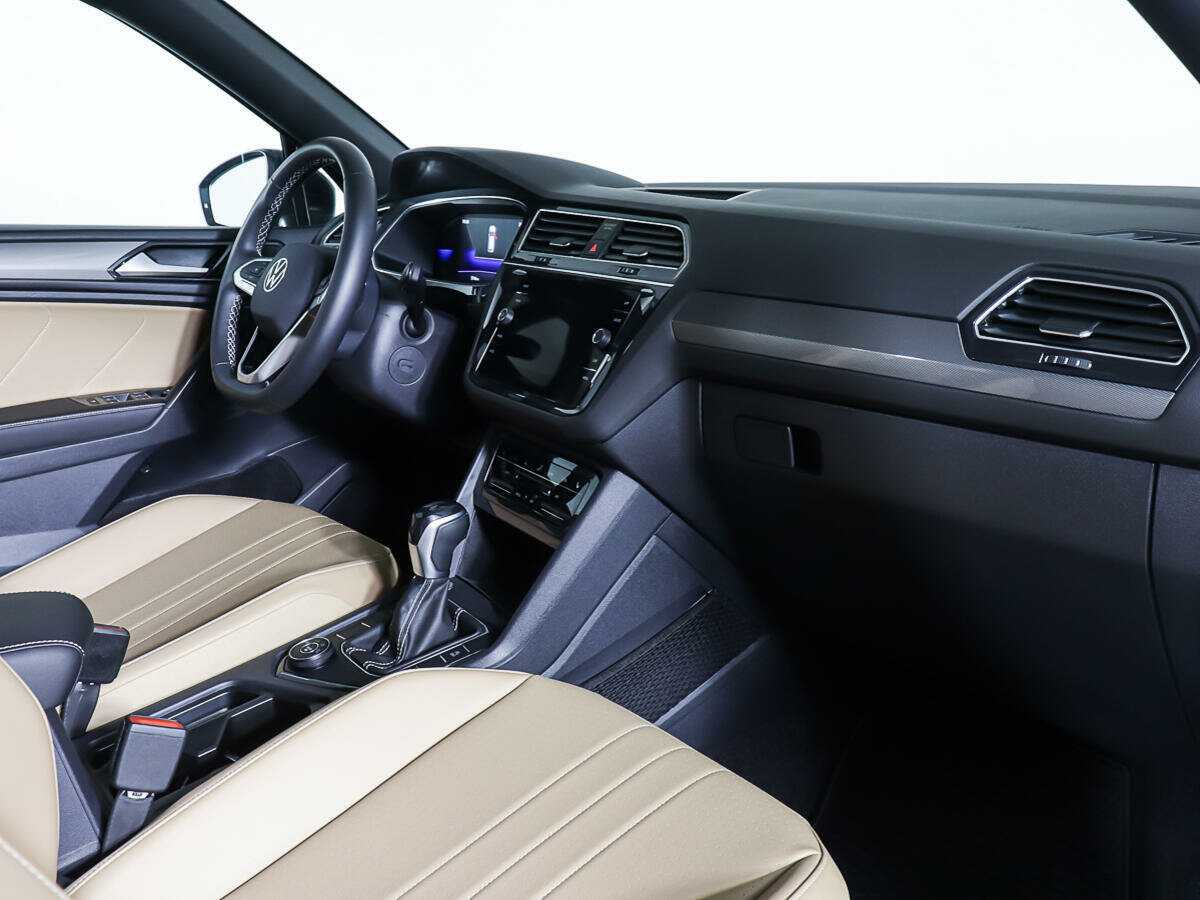 Volkswagen Tiguan, 2022 - 5 143 км. | Фото №8
