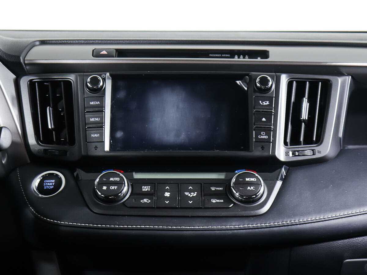 Toyota RAV4, 2018 Фото №11