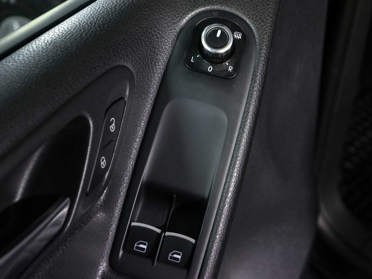 Volkswagen Golf, 2009 Фото №17