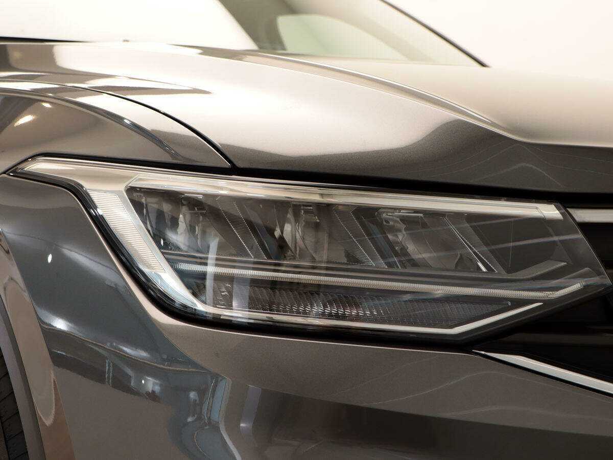 Volkswagen Tiguan, 2022 Фото №23