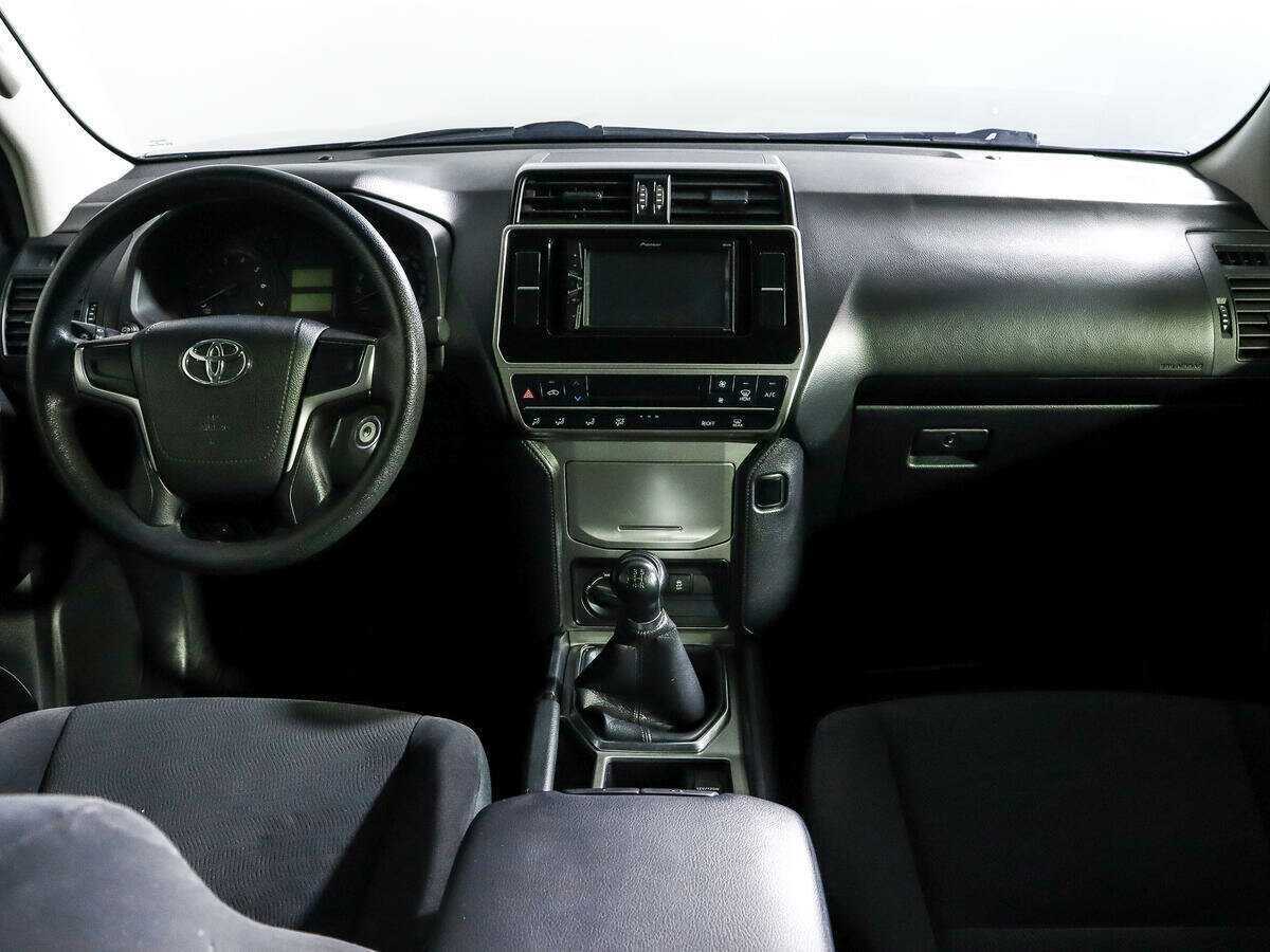 Toyota Land Cruiser Prado, 2020 Фото №10