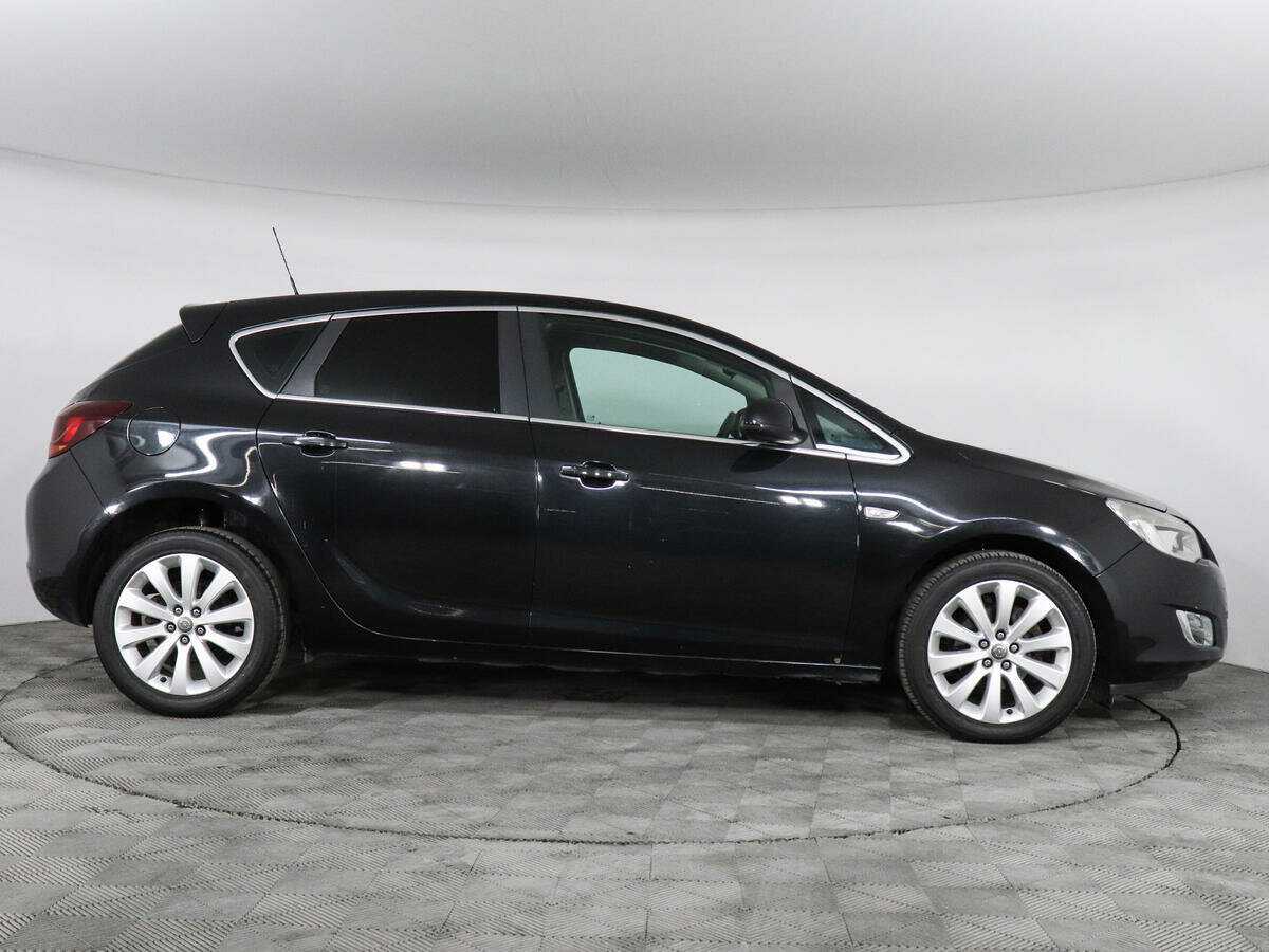 Opel Astra, 2011 - 70 472 км. | Фото №4