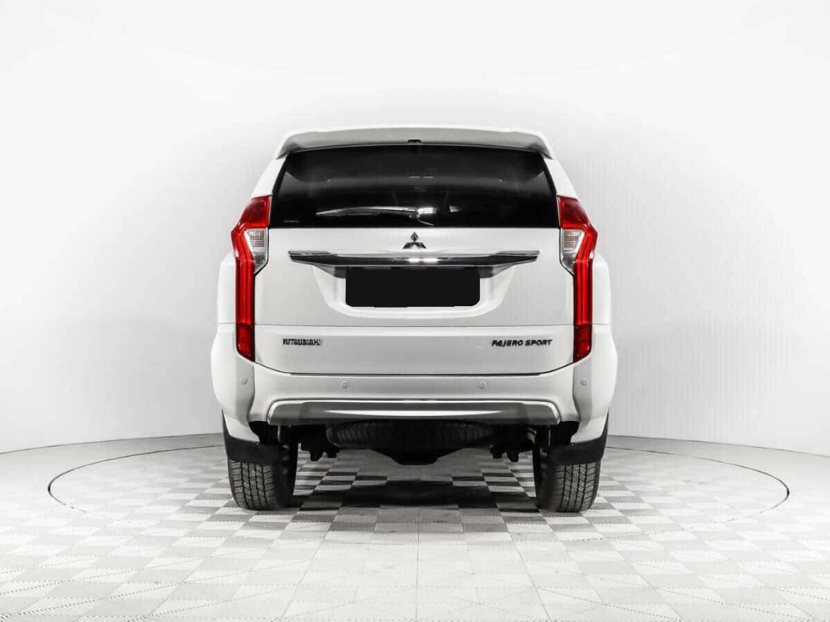 Mitsubishi Pajero Sport, 2017 Фото №6