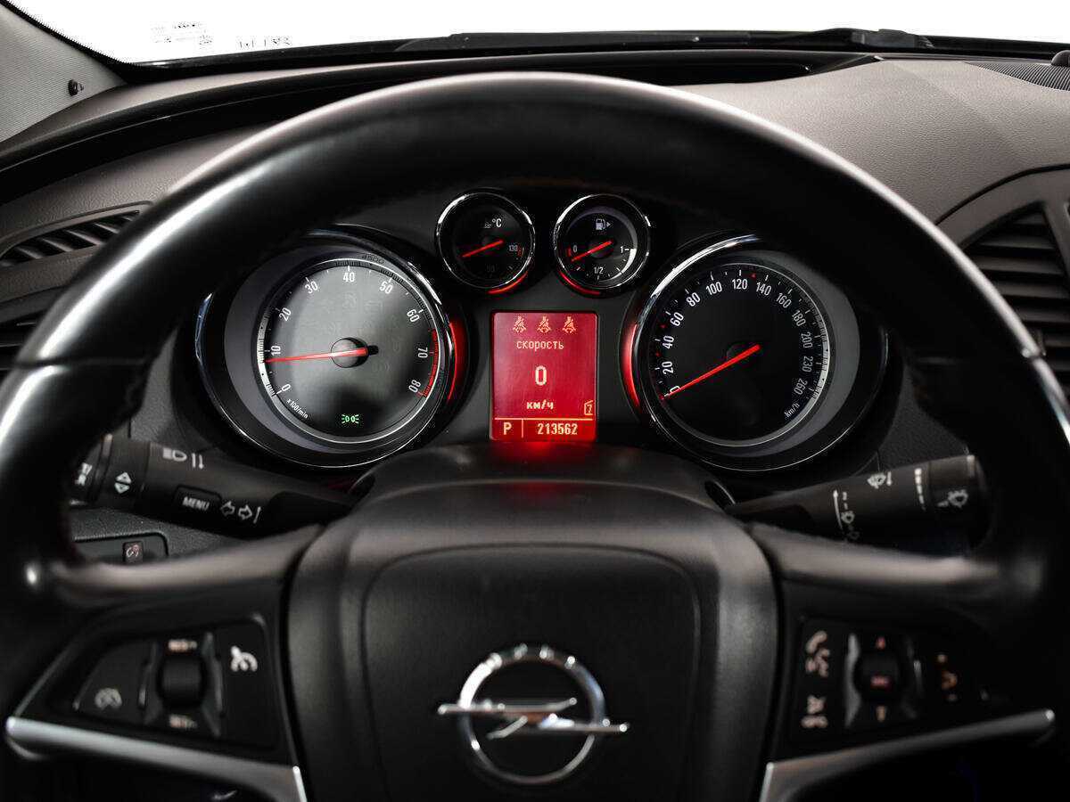 Opel Insignia, 2010 Фото №11