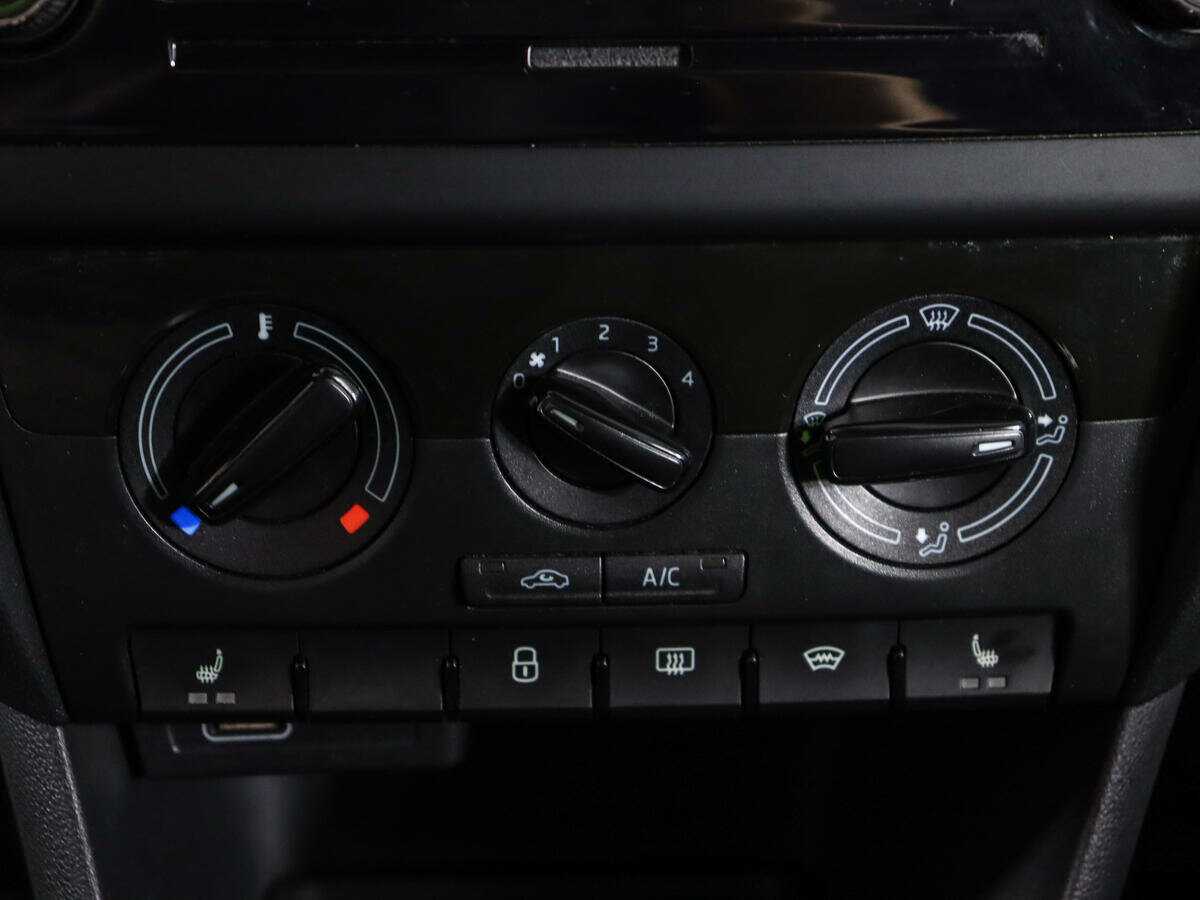 Skoda Rapid, 2019 Фото №14