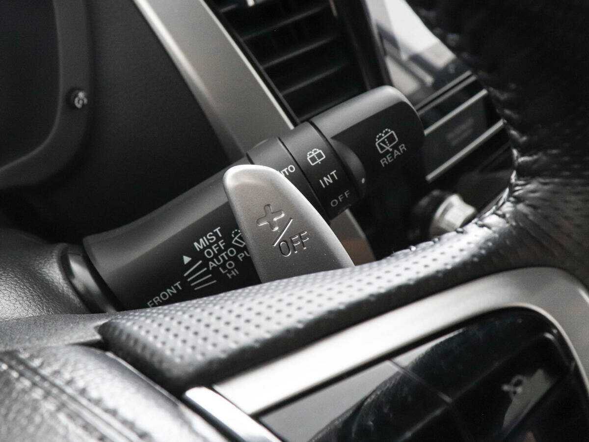 Mitsubishi Pajero Sport, 2022 Фото №13