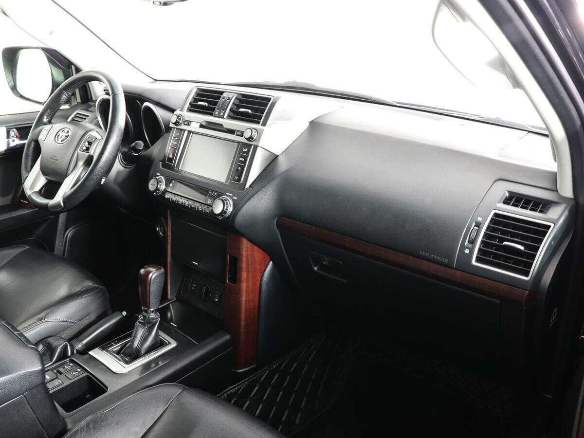 Toyota Land Cruiser Prado, 2017 Фото №10