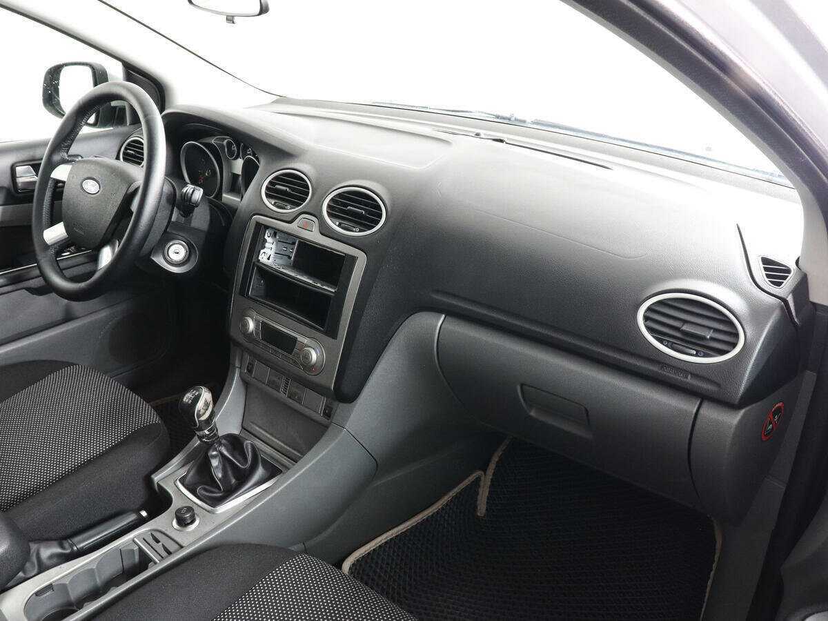 Ford Focus, 2011 Фото №10