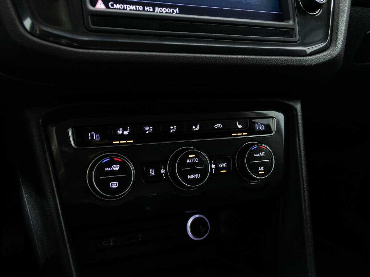 Volkswagen Tiguan, 2017 Фото №17