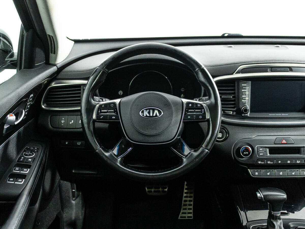 Kia Sorento, 2018 Фото №25