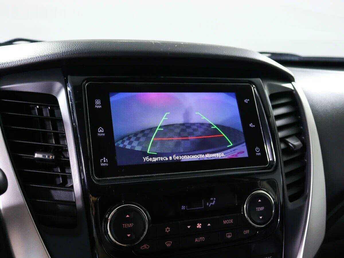 Mitsubishi Pajero Sport, 2017 Фото №15