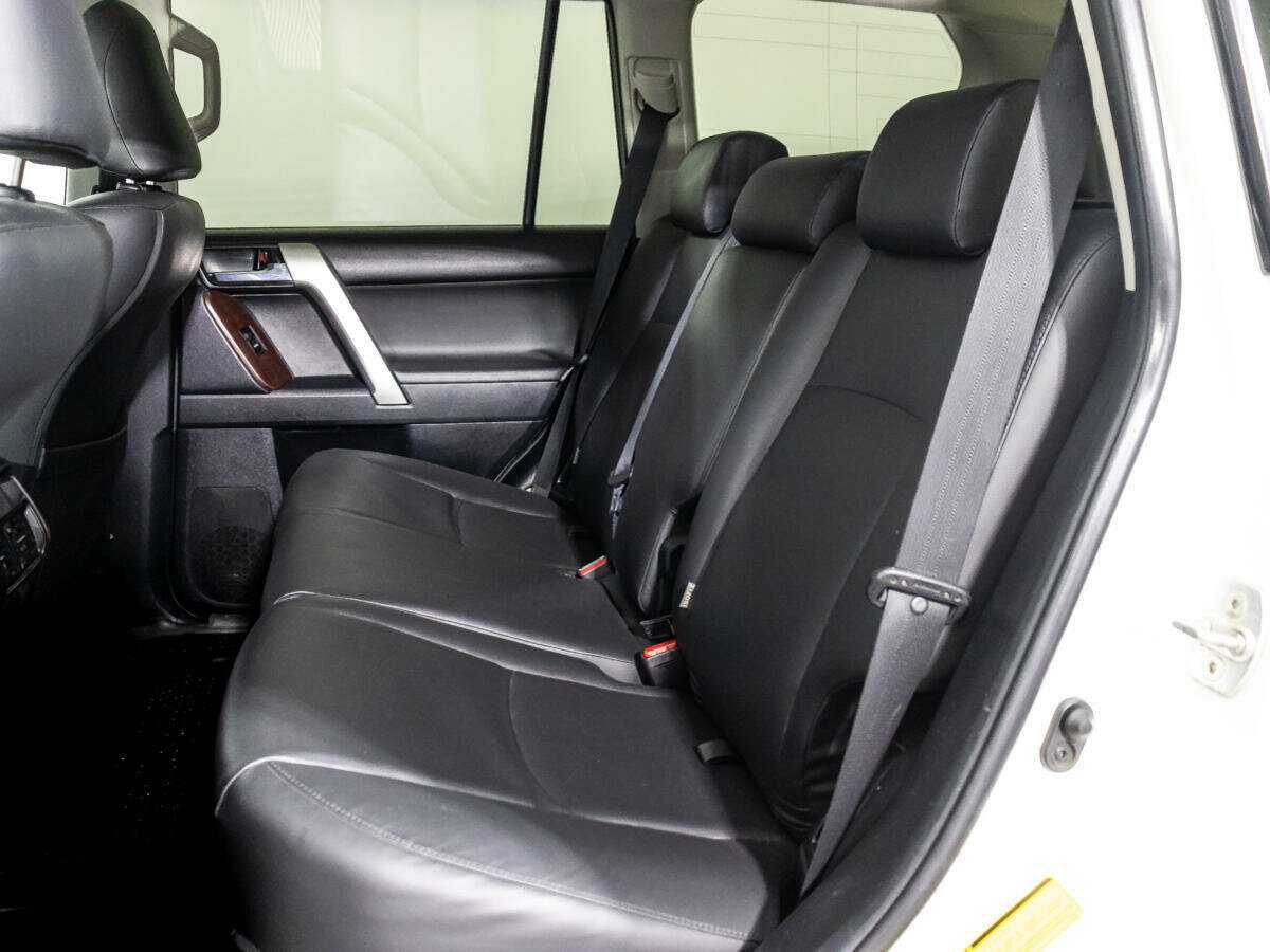 Toyota Land Cruiser Prado, 2014 Фото №9