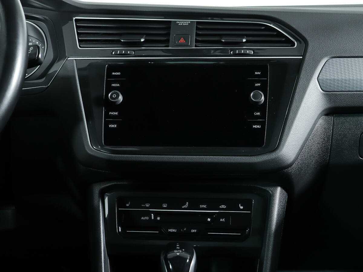 Volkswagen Tiguan, 2021 Фото №11