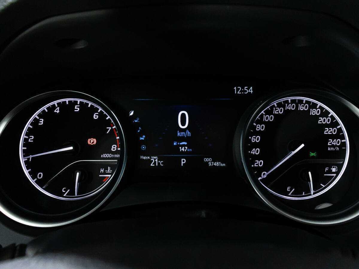 Toyota Camry, 2021 Фото №12