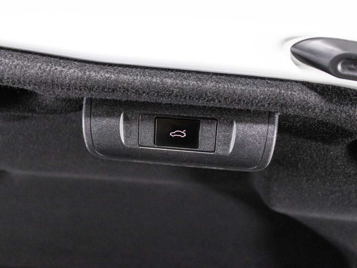 Toyota Camry, 2021 Фото №15