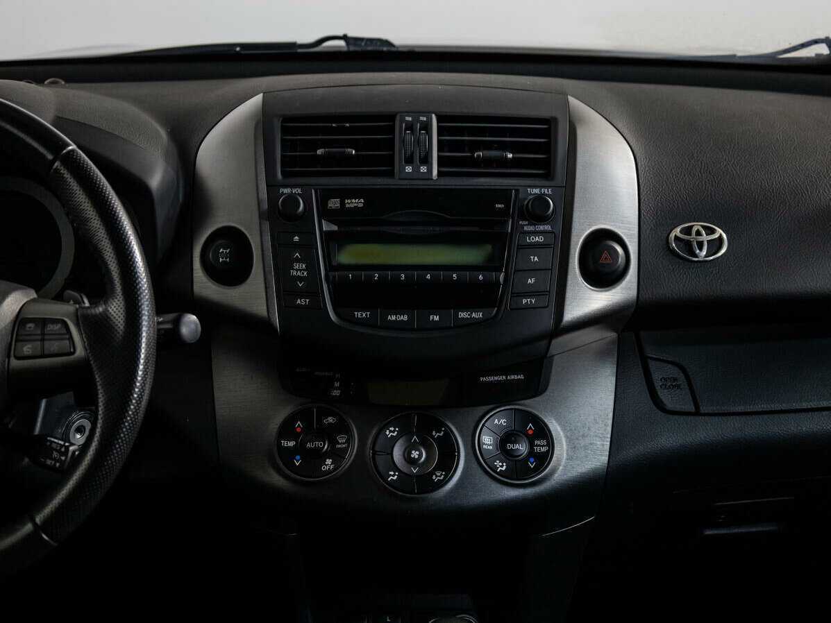 Toyota RAV4, 2011 Фото №13