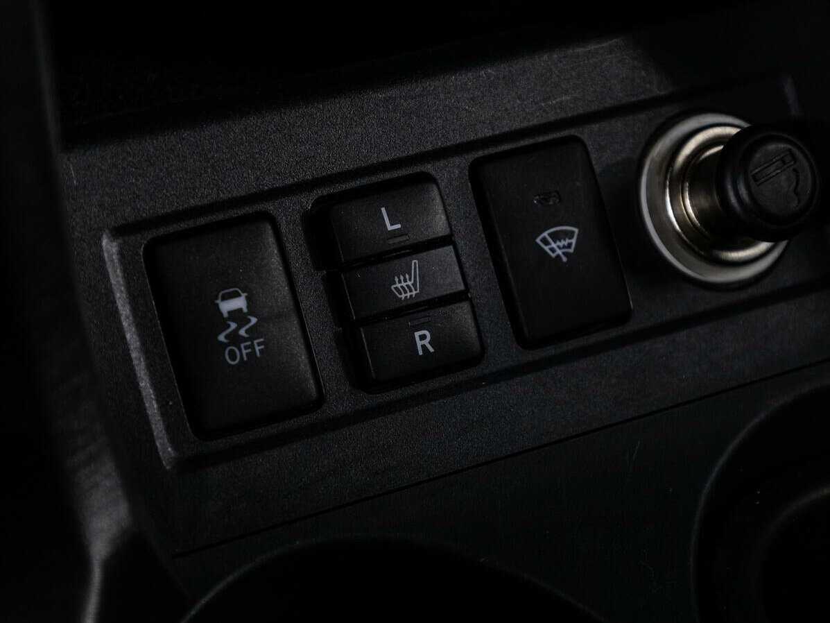 Toyota RAV4, 2011 Фото №14