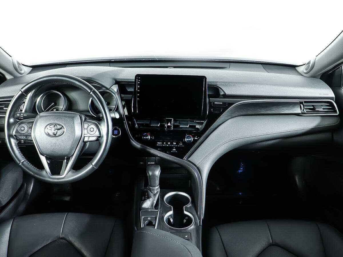 Toyota Camry, 2022 Фото №10
