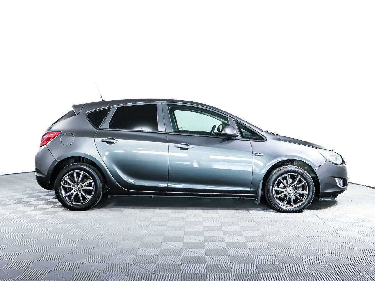 Opel Astra, 2011 - 237 342 км. | Фото №3