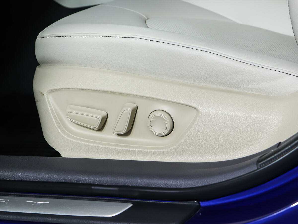 Toyota Camry, 2021 Фото №16