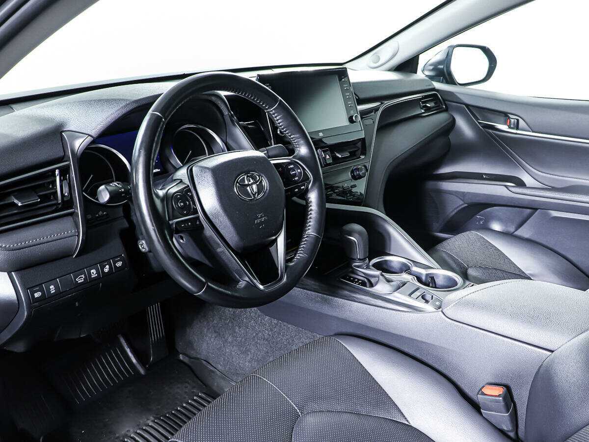 Toyota Camry, 2021 Фото №12