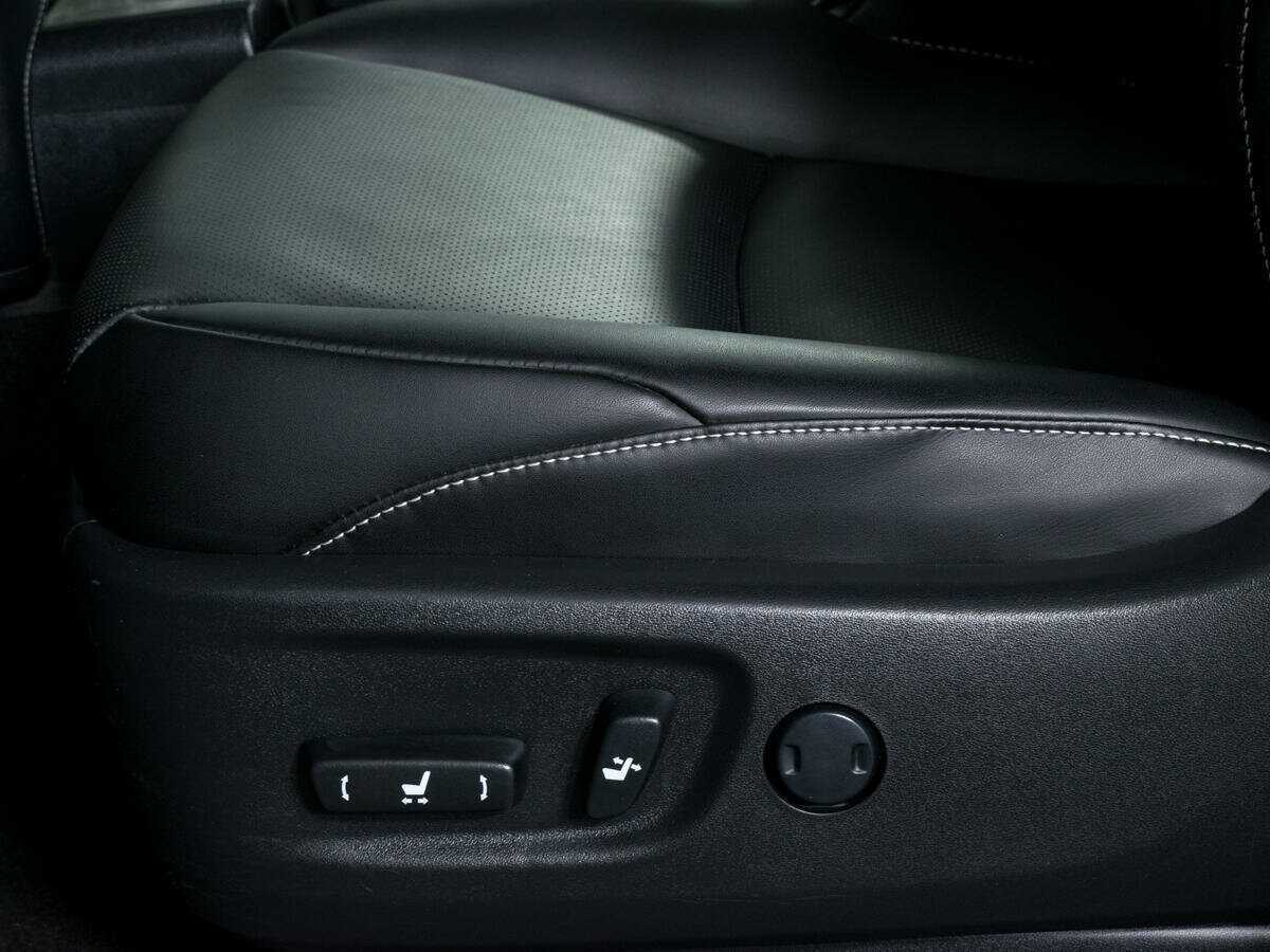 Toyota Land Cruiser Prado, 2018 Фото №21