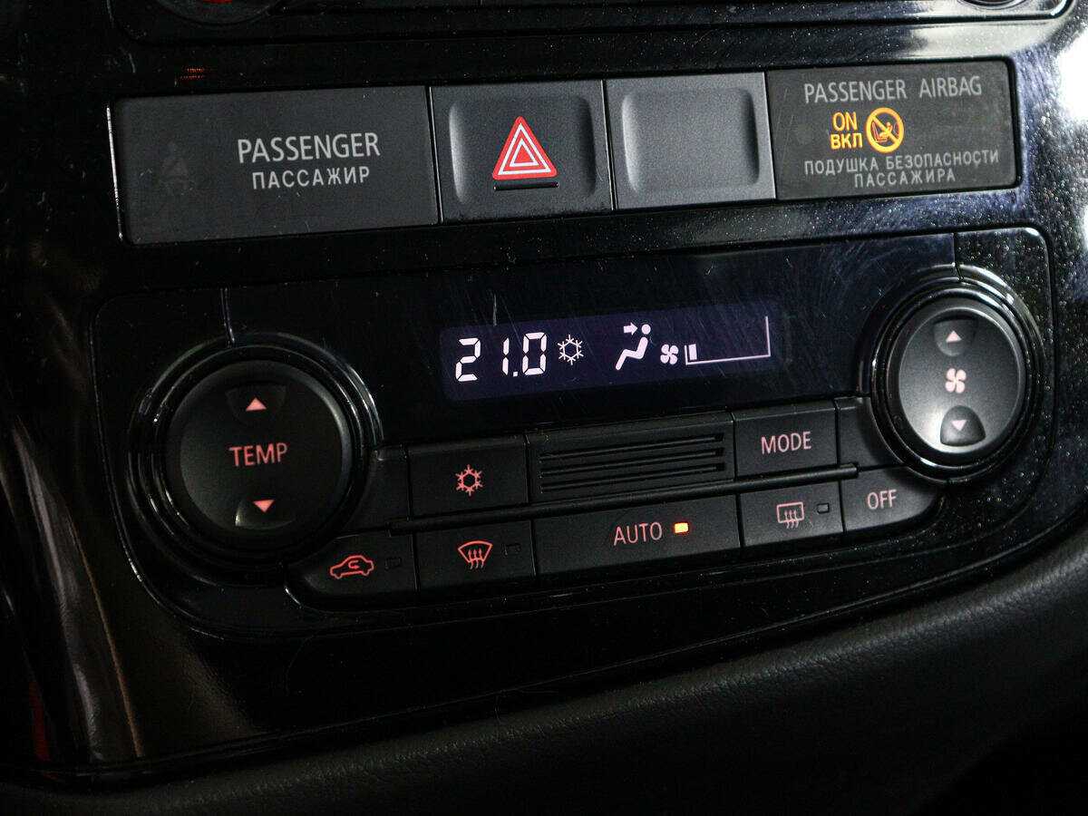 Mitsubishi Outlander, 2013 Фото №17