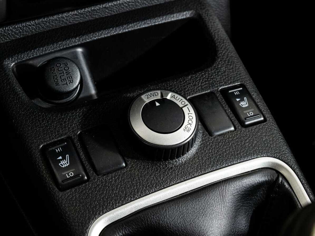 Nissan X-Trail, 2011 Фото №15