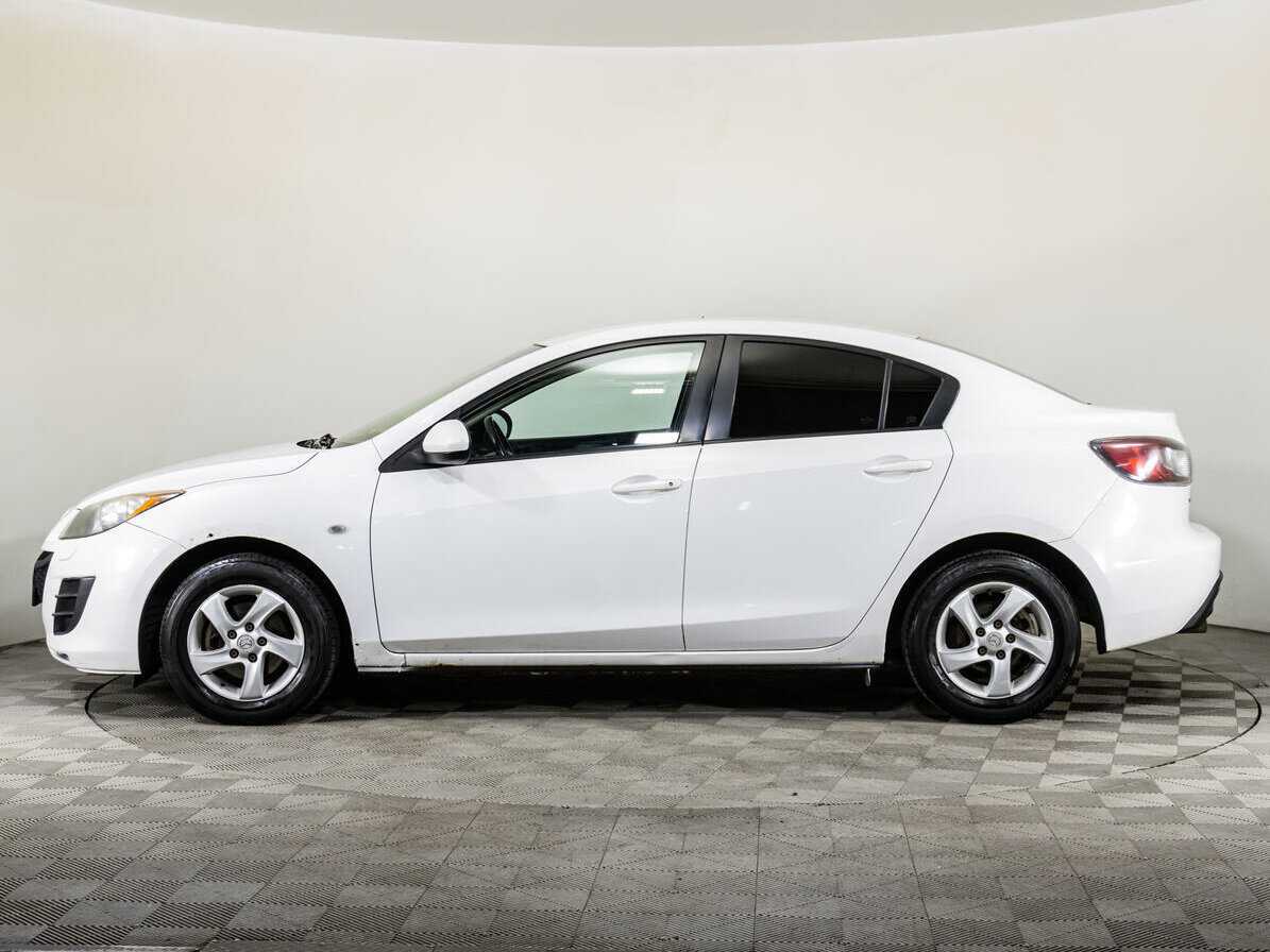 Mazda 3, 2010 Фото №8