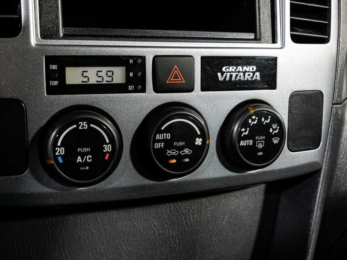 Suzuki Grand Vitara, 2005 Фото №16