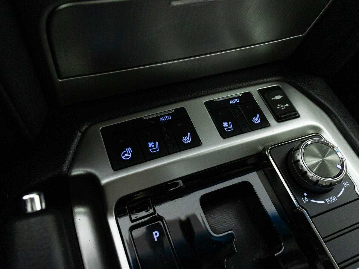 Toyota Land Cruiser, 2016 Фото №15