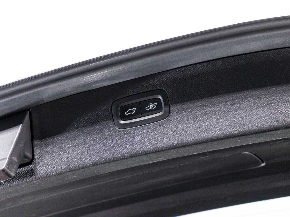 Volvo XC90, 2019 Фото №15