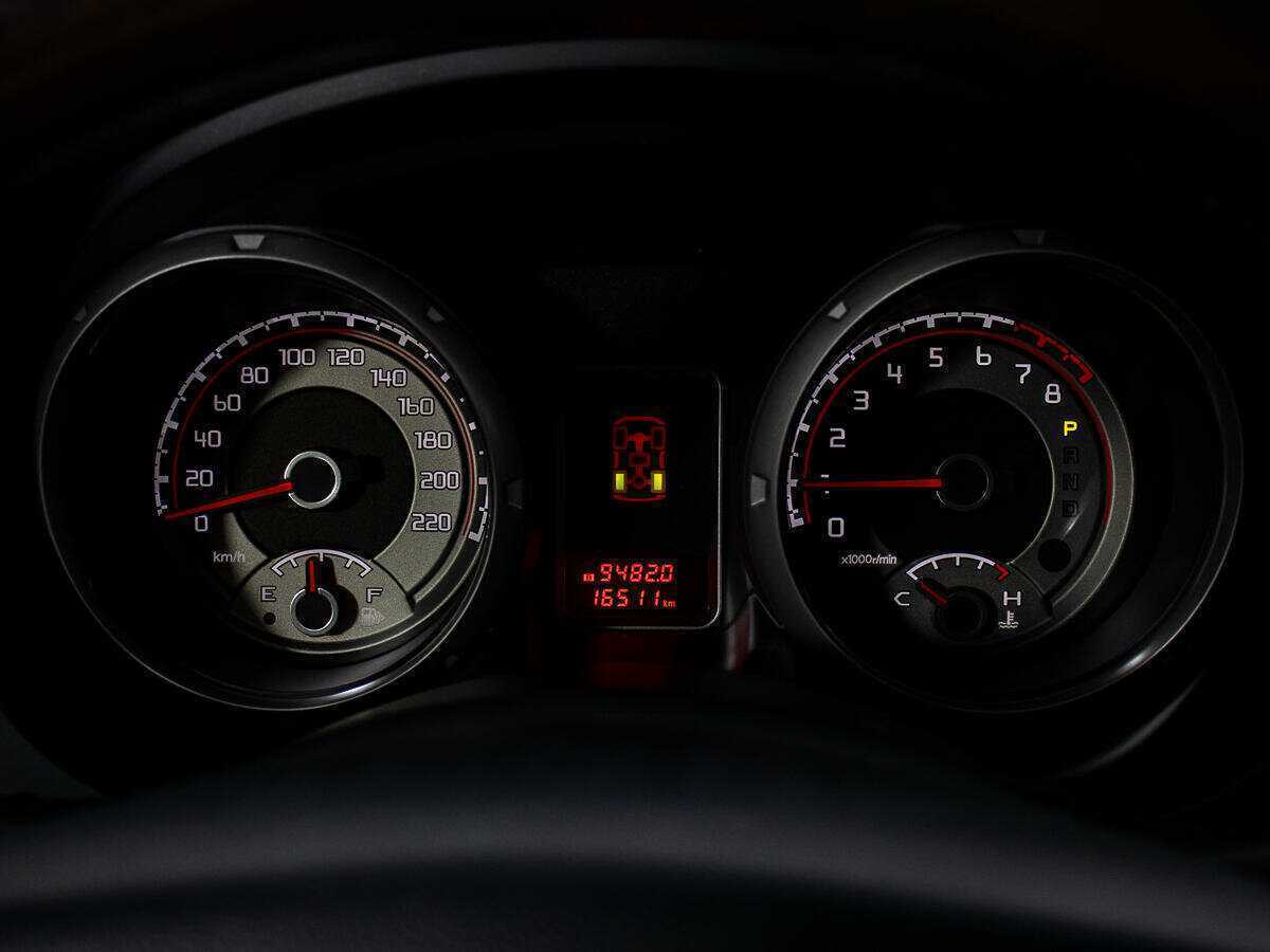 Mitsubishi Pajero, 2020 Фото №16