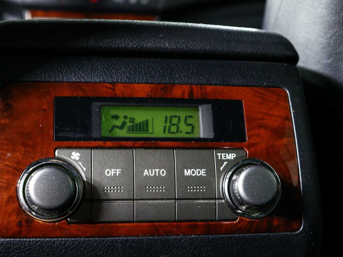 Toyota Highlander, 2011 Фото №18